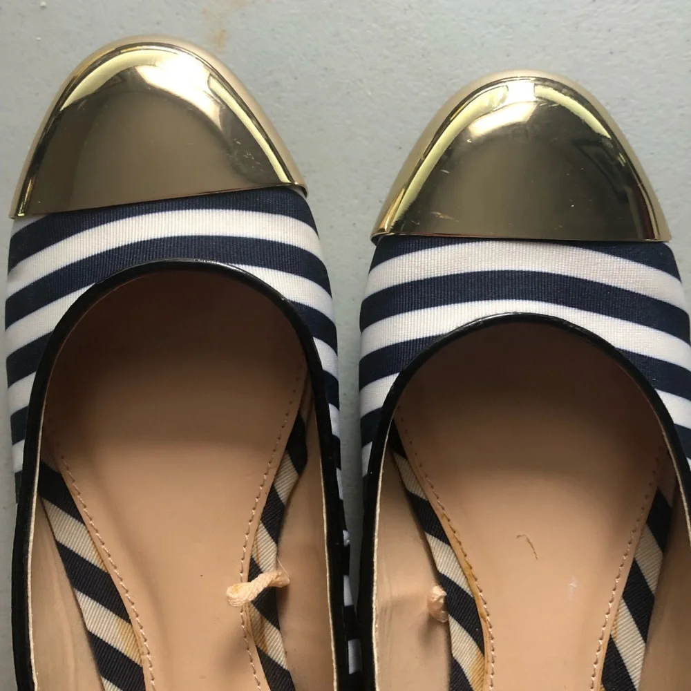 Forever 21 flats